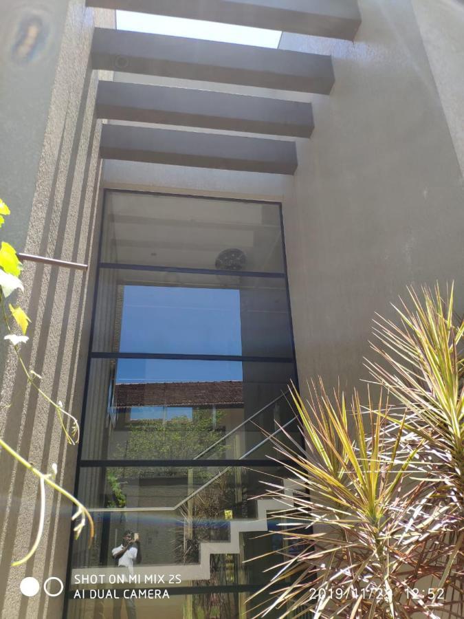 Willa Casa Moderna No Centro Proxima A Atracoes Turisticas Foz do Iguaçu Zewnętrze zdjęcie