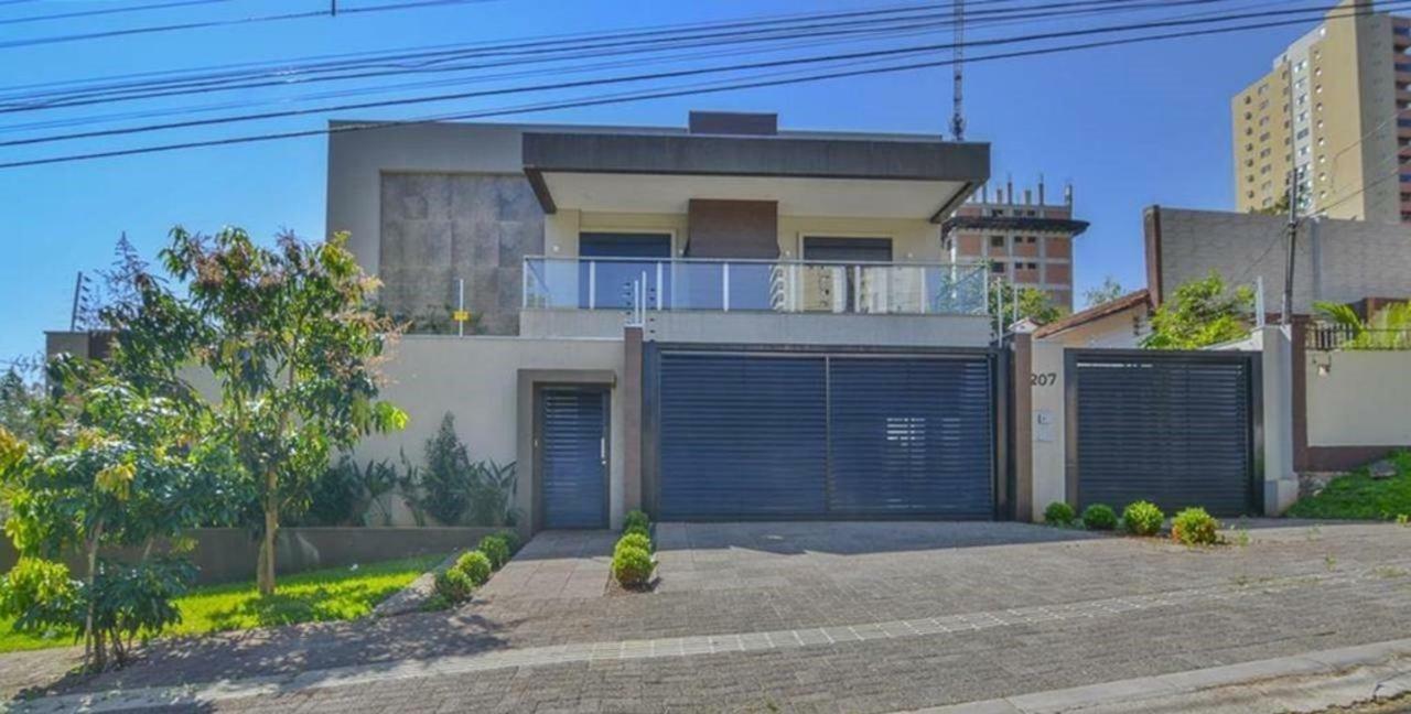 Willa Casa Moderna No Centro Proxima A Atracoes Turisticas Foz do Iguaçu Zewnętrze zdjęcie